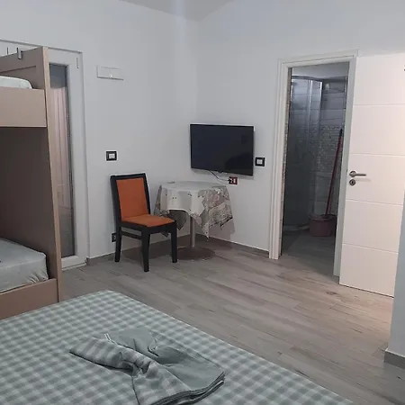 Affittacamere Casa Anna *